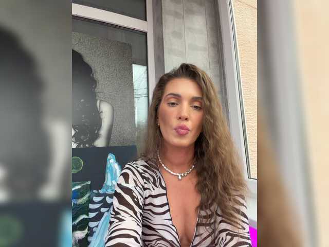 sweetsin1, live now on BongaCams