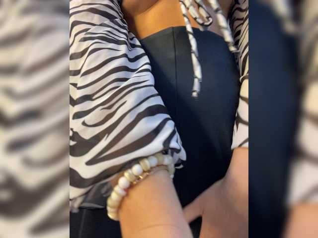 sweetsin1 live cam on BongaCams