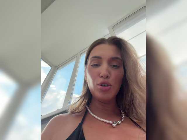 sweetsin1 live cam on BongaCams