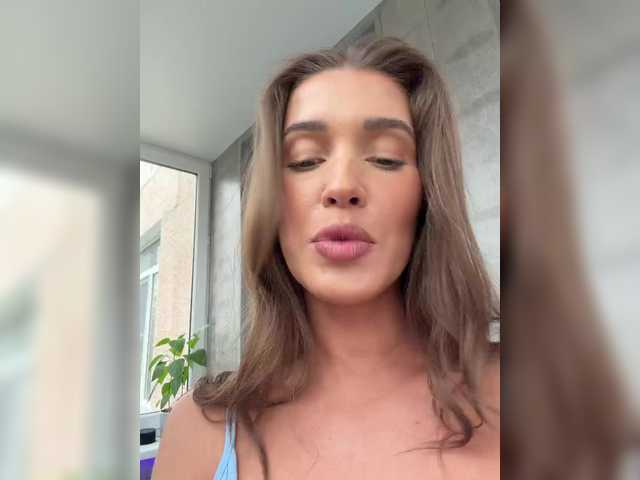 sweetsin1 live cam on BongaCams