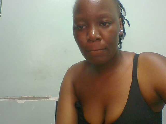 Lovely-browney live cam on BongaCams