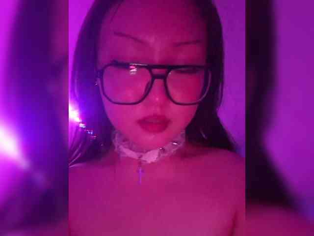 EricaPretty webcam