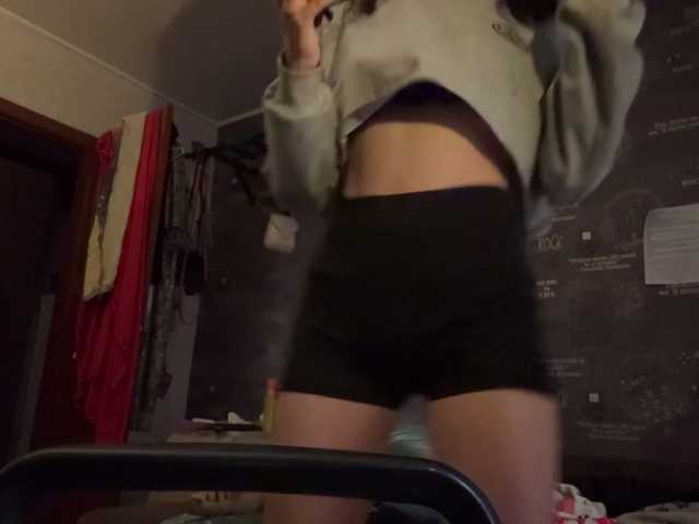 SharieHirstein live cam on BongaCams