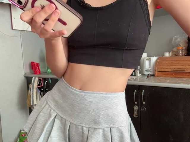 SharieHirstein live cam on BongaCams
