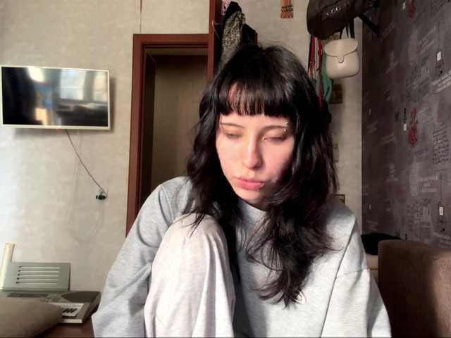 SharieHirstein live cam on BongaCams