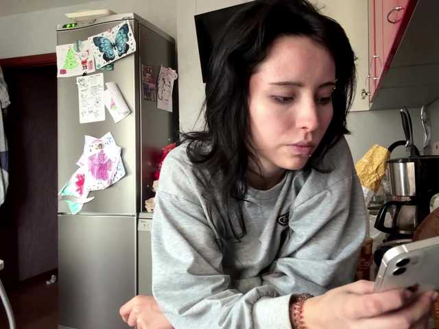 SharieHirstein live cam on BongaCams