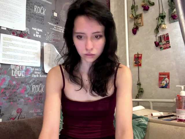 SharieHirstein live cam on BongaCams