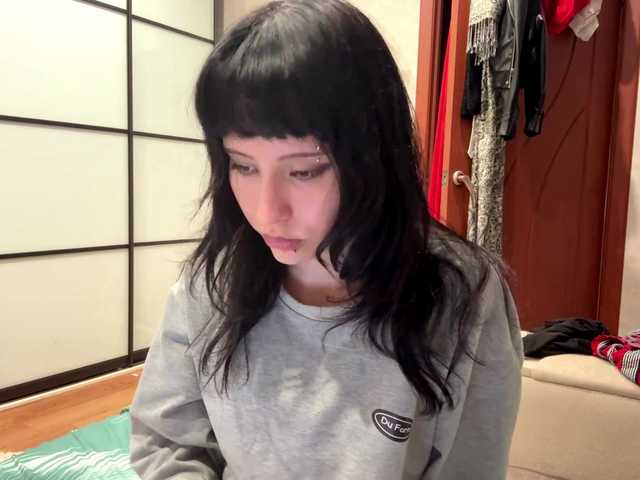 SharieHirstein live cam on BongaCams