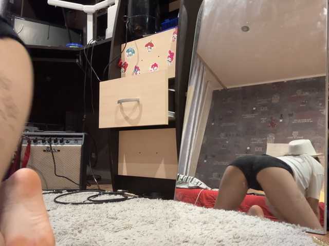 SharieHirstein live cam on BongaCams