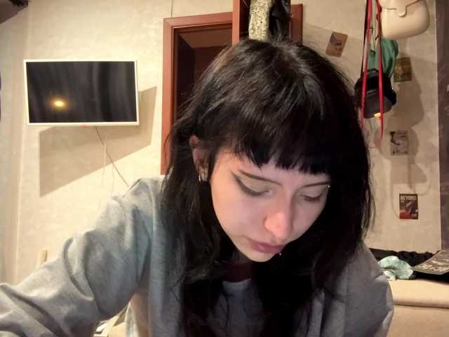 SharieHirstein live cam on BongaCams