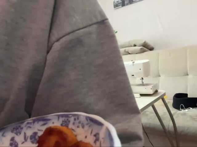 SharieHirstein live cam on BongaCams