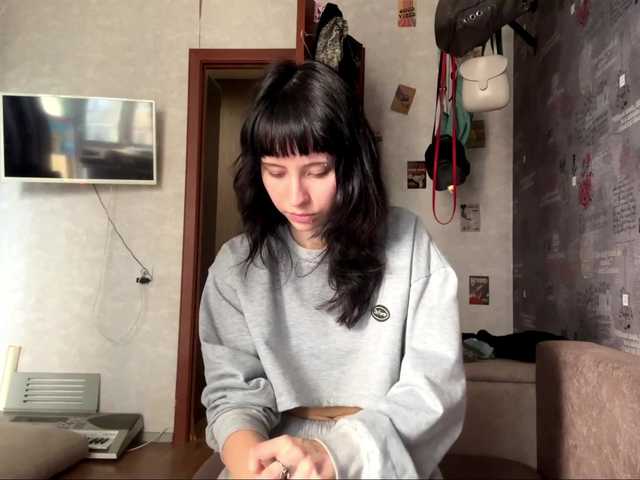 SharieHirstein live cam on BongaCams