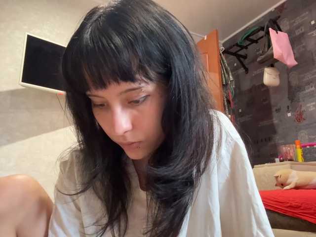 SharieHirstein live cam on BongaCams