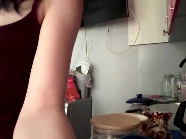 SharieHirstein live cam on UnifiedCams