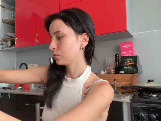 SharieHirstein webcam