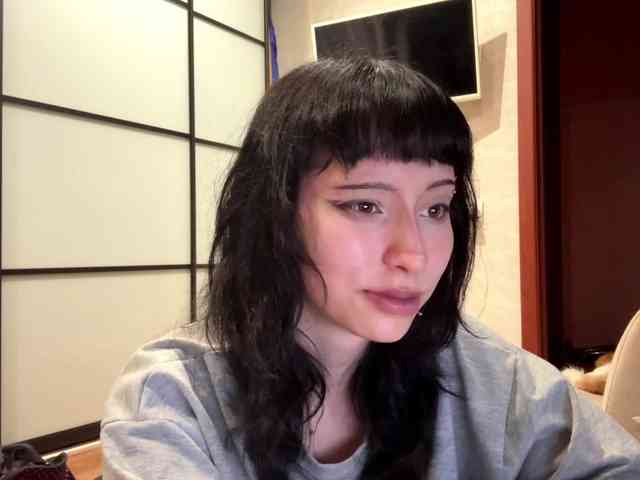 SharieHirstein webcam