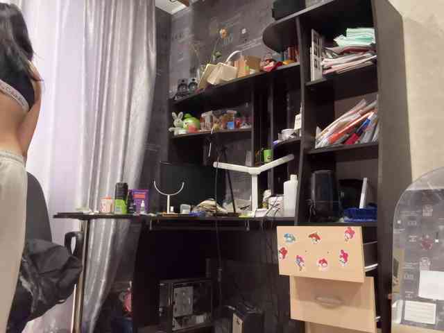 SharieHirstein webcam