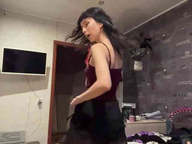 SharieHirstein webcam