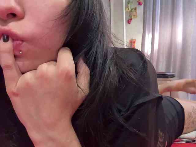 SharieHirstein webcam