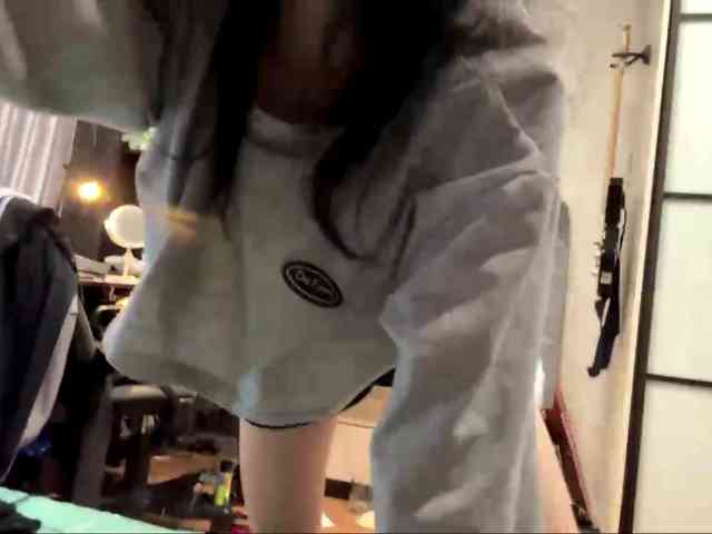 SharieHirstein webcam