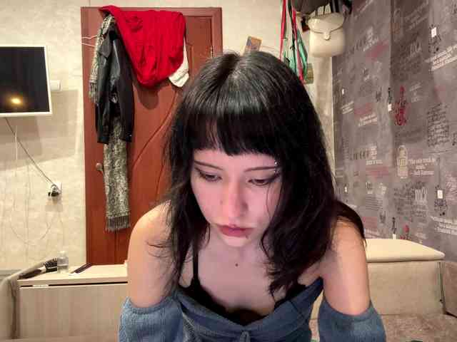 SharieHirstein webcam