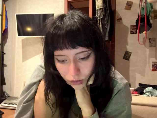 SharieHirstein webcam