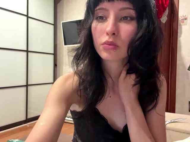 SharieHirstein webcam