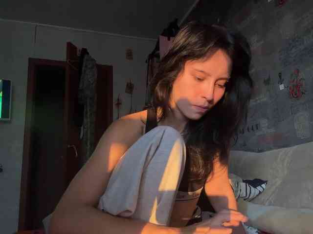 SharieHirstein webcam