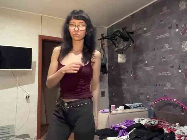 SharieHirstein webcam
