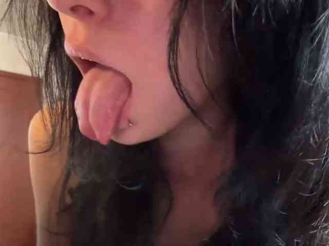 SharieHirstein webcam