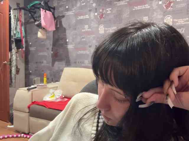 SharieHirstein webcam