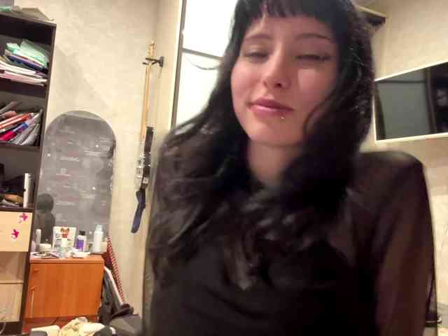 SharieHirstein webcam