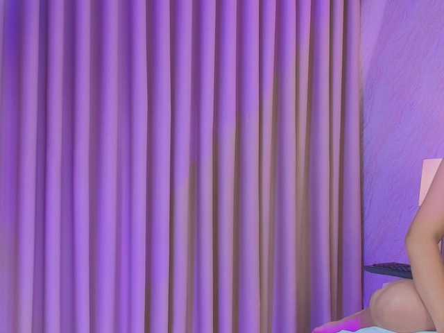 DulceVega- live cam on BongaCams