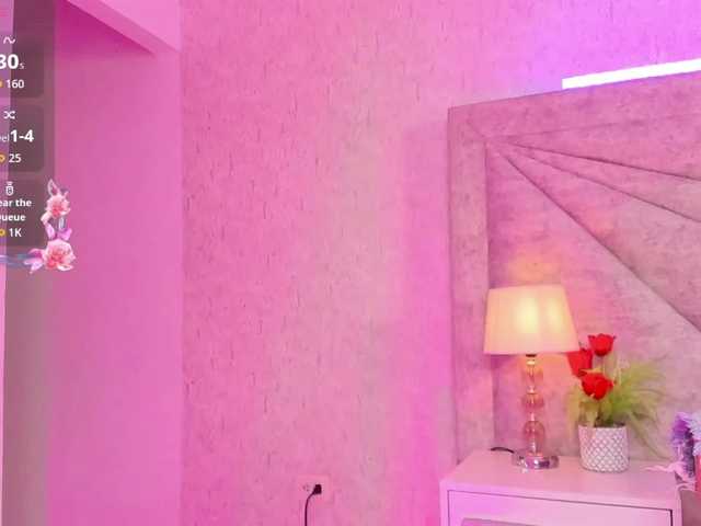 MiaFerrer live cam on BongaCams