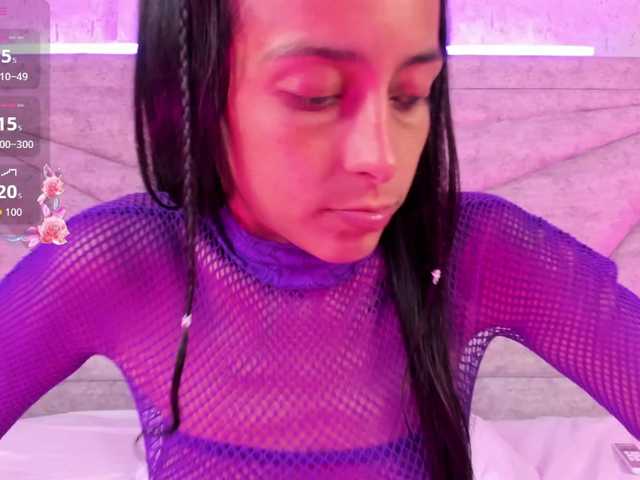 MiaFerrer live cam on BongaCams