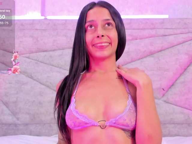 MiaFerrer