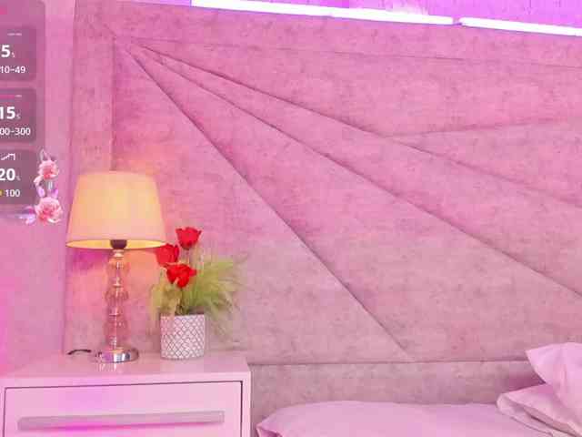 MiaFerrer webcam