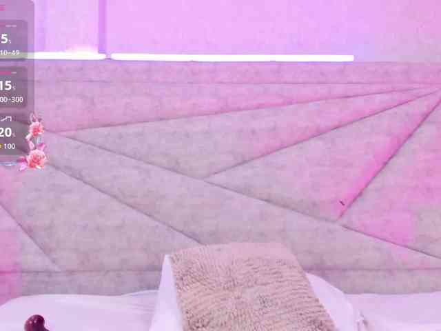 MiaFerrer webcam