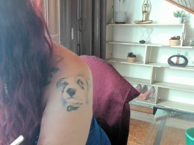 Evans-Samy live cam on BongaCams