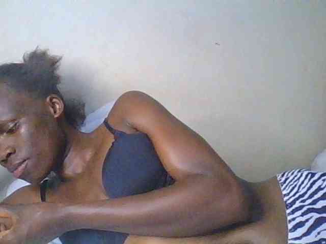 Tilly-Shirlie webcam