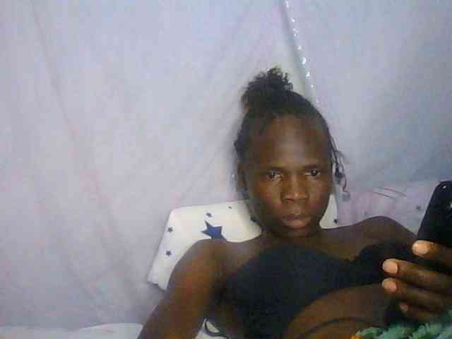 Tilly-Shirlie webcam