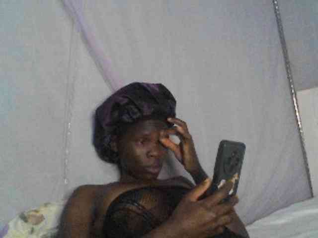 Tilly-Shirlie webcam