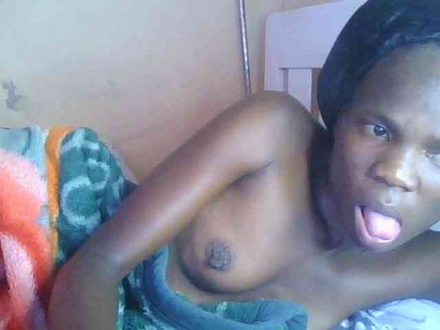 Tilly-Shirlie webcam