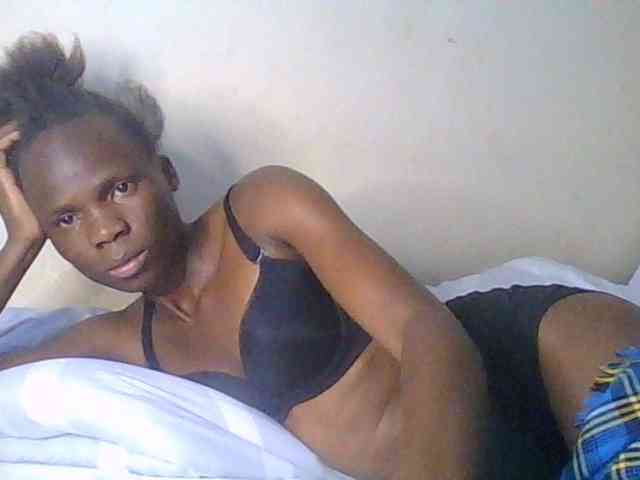 Tilly-Shirlie webcam