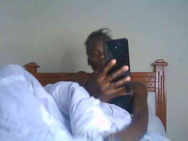 Tilly-Shirlie webcam