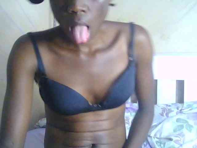 Tilly-Shirlie webcam