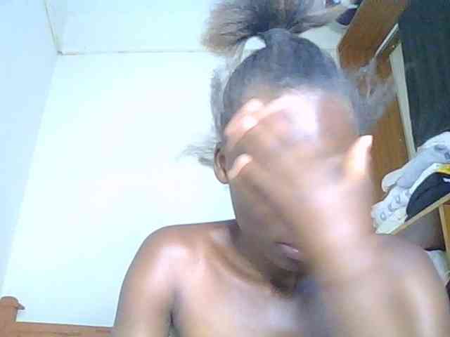 Tilly-Shirlie webcam