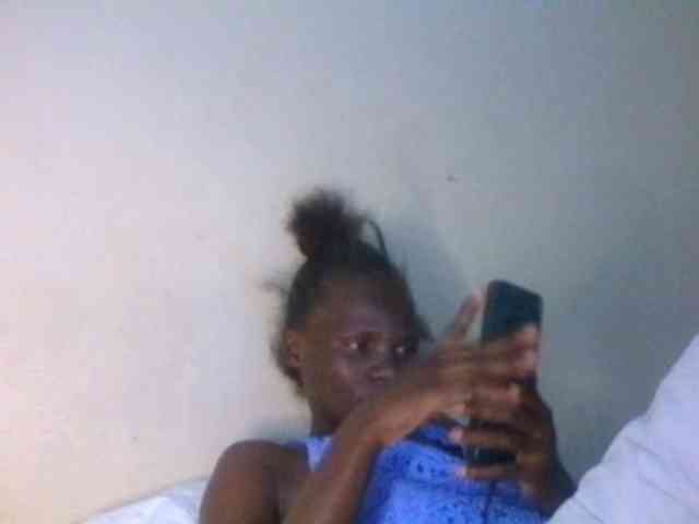 Tilly-Shirlie webcam