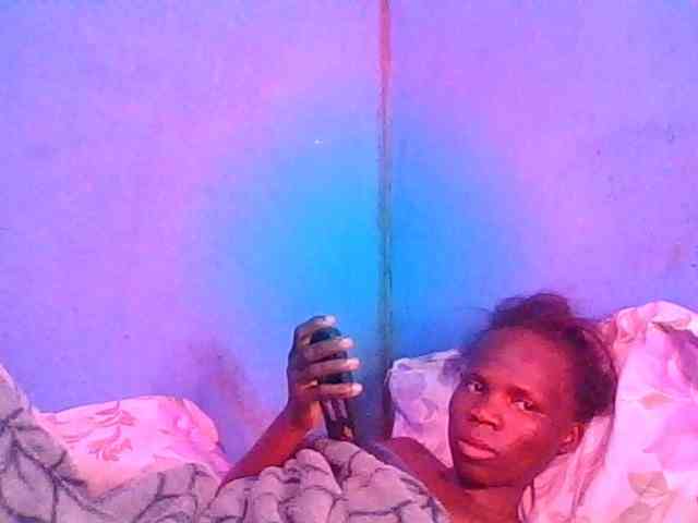 Tilly-Shirlie webcam