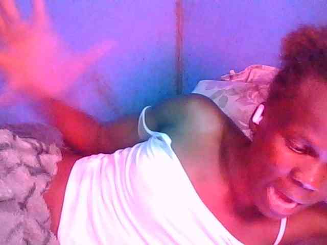 Tilly-Shirlie webcam